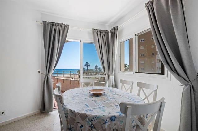 3 sovrum Lägenhet till salu i Los Boliches , Fuengirola med pool - 620 000 € (Ref: 9894703)