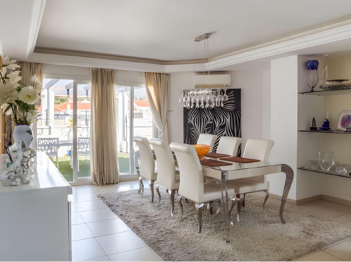 Ático de 3 habitaciones en Nueva Andalucia en venta con garaje - 799.000 € (Ref: 9894711)