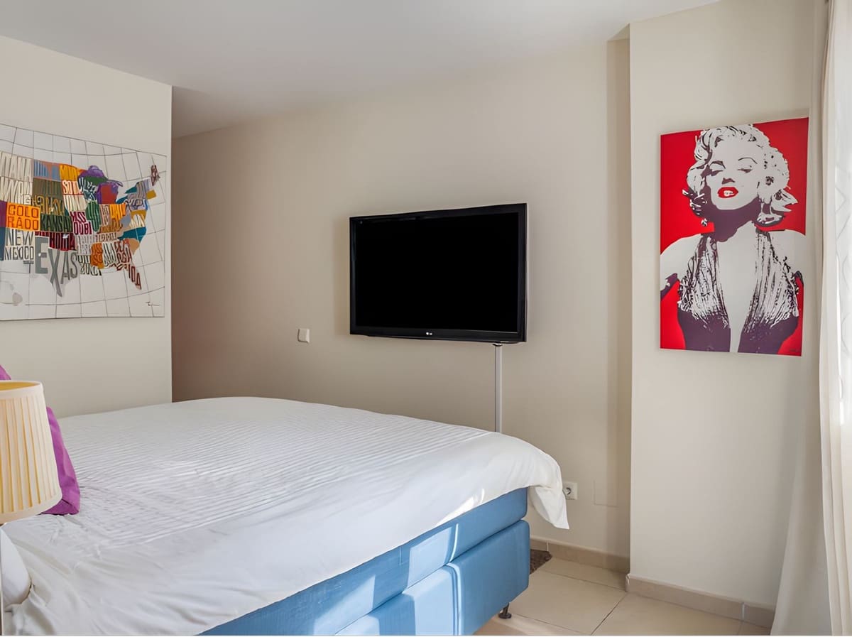 Ático de 3 habitaciones en Nueva Andalucia en venta con garaje - 799.000 € (Ref: 9894711)