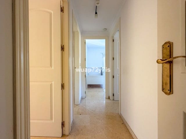 3 bedroom Apartment for sale in Elviria, Marbella with pool garage - € 478,000 (Ref: 9894712)