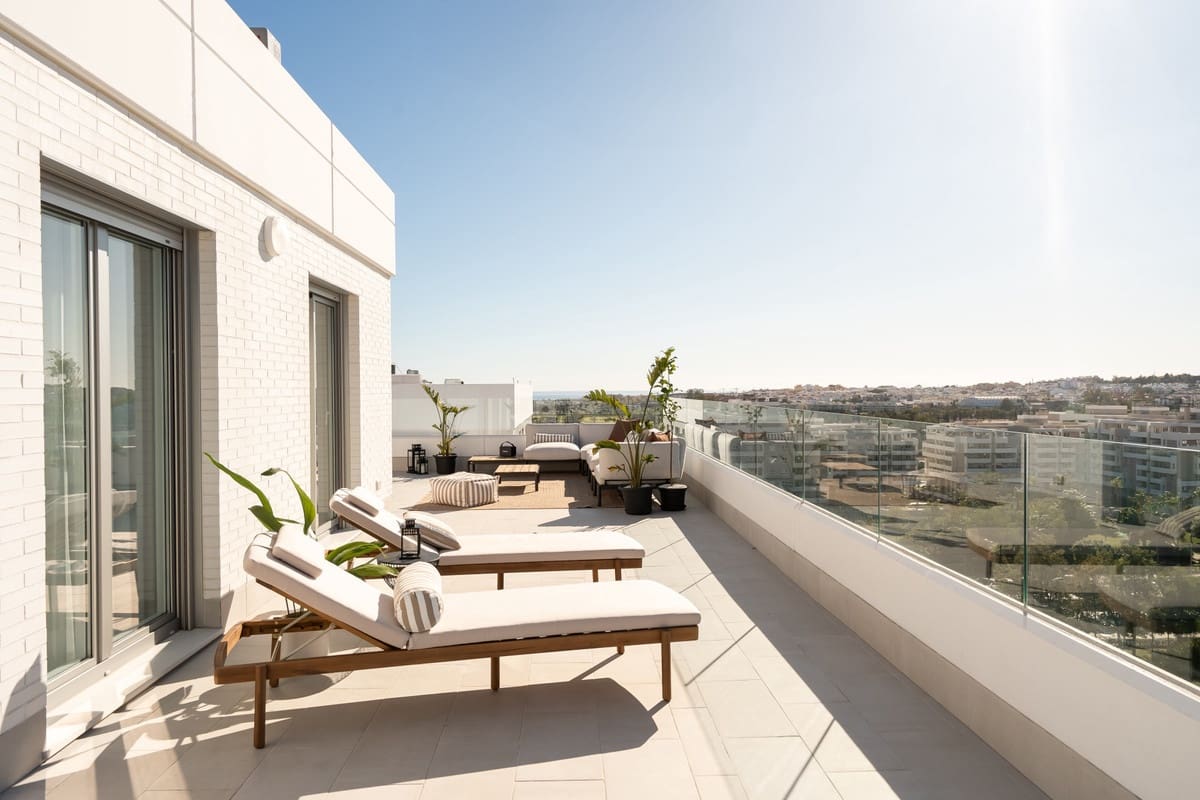 4 Zimmer Penthouse zu verkaufen in Marbella mit Pool Garage - 995.000 € (Ref: 9894841)
