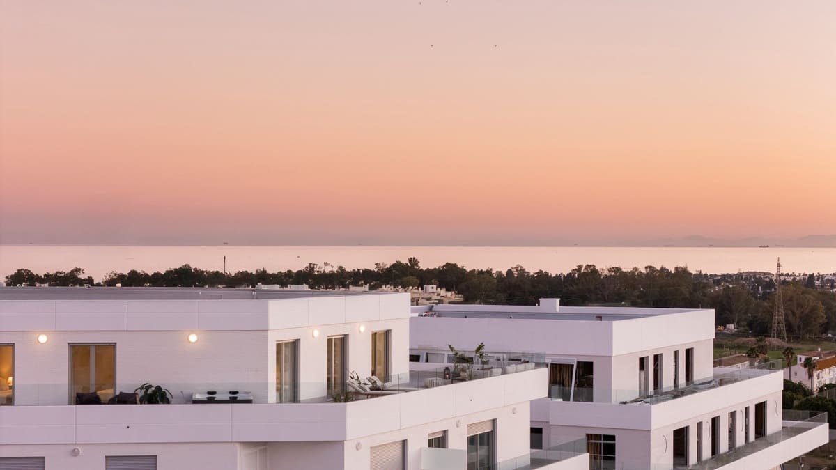 4 Zimmer Penthouse zu verkaufen in Marbella mit Pool Garage - 995.000 € (Ref: 9894841)