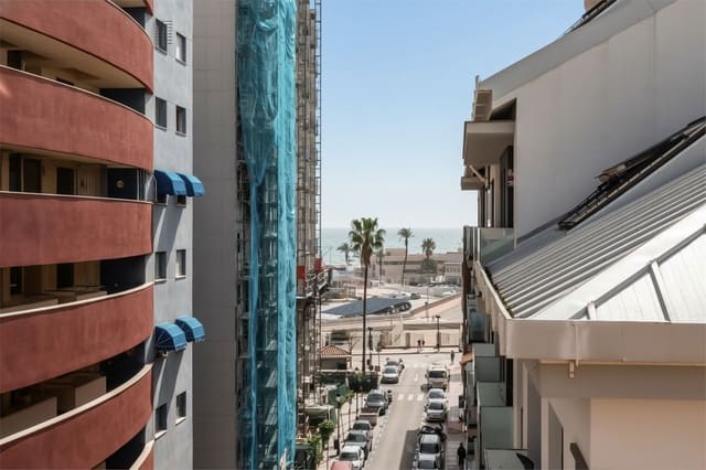3 quarto Penthouse para venda em Fuengirola - 439 000 € (Ref: 9894842)