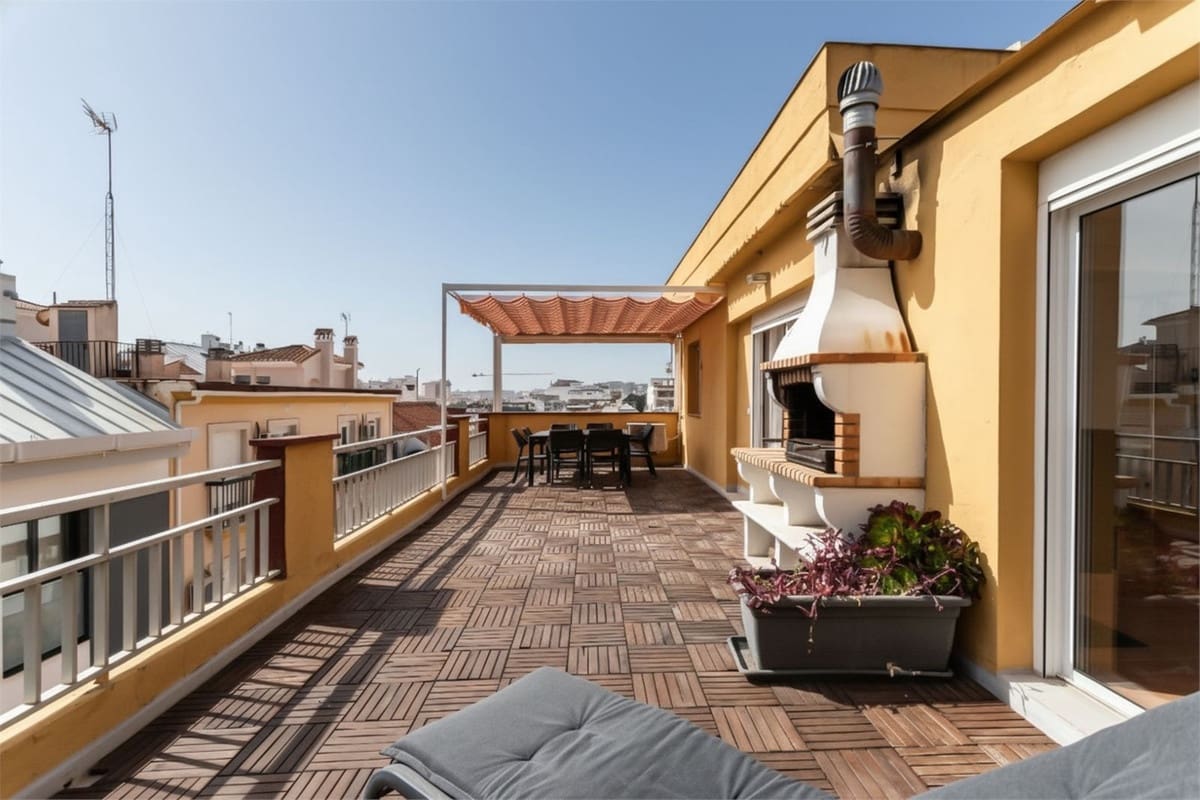 3 quarto Penthouse para venda em Fuengirola - 439 000 € (Ref: 9894842)