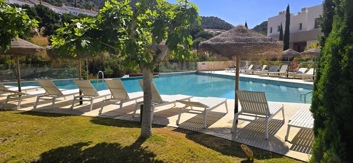 Pareado de 3 habitaciones en Mijas Costa en venta con piscina garaje - 799.000 € (Ref: 9894998)