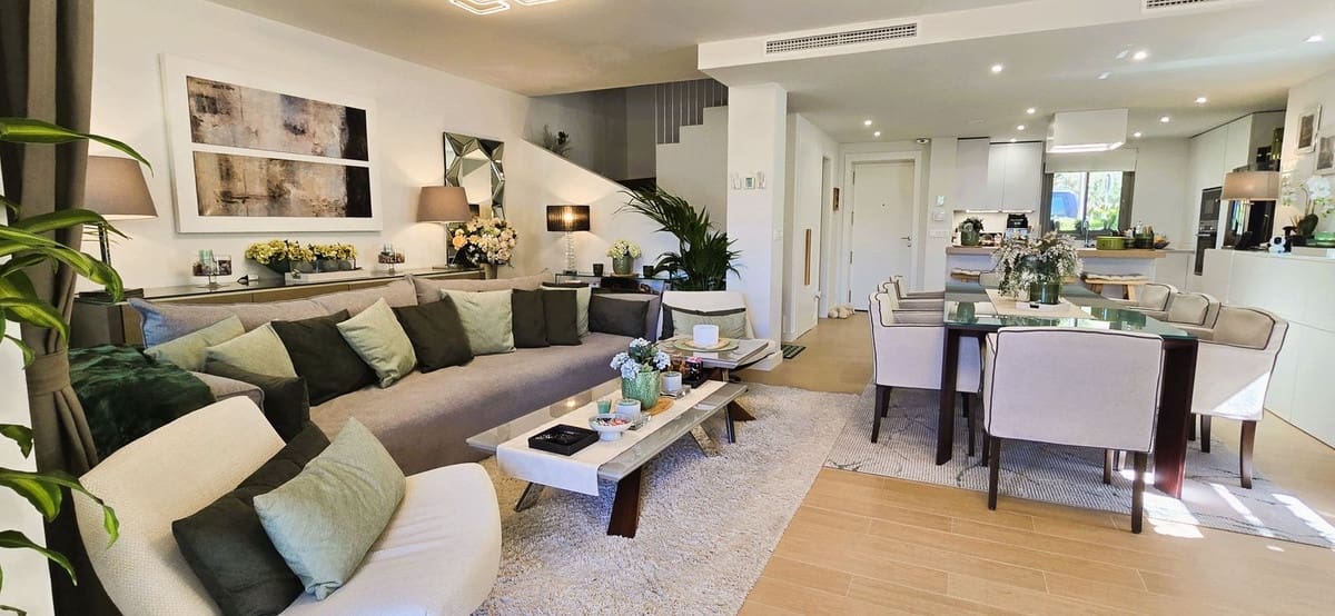 Pareado de 3 habitaciones en Mijas Costa en venta con piscina garaje - 799.000 € (Ref: 9894998)
