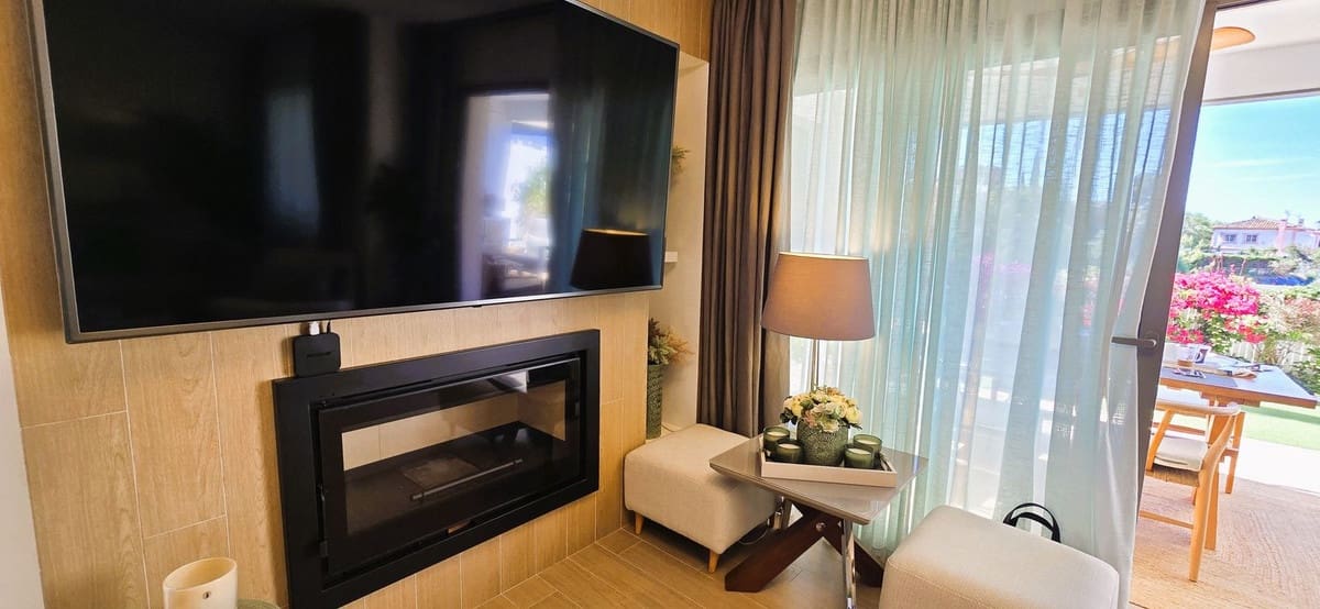 Pareado de 3 habitaciones en Mijas Costa en venta con piscina garaje - 799.000 € (Ref: 9894998)