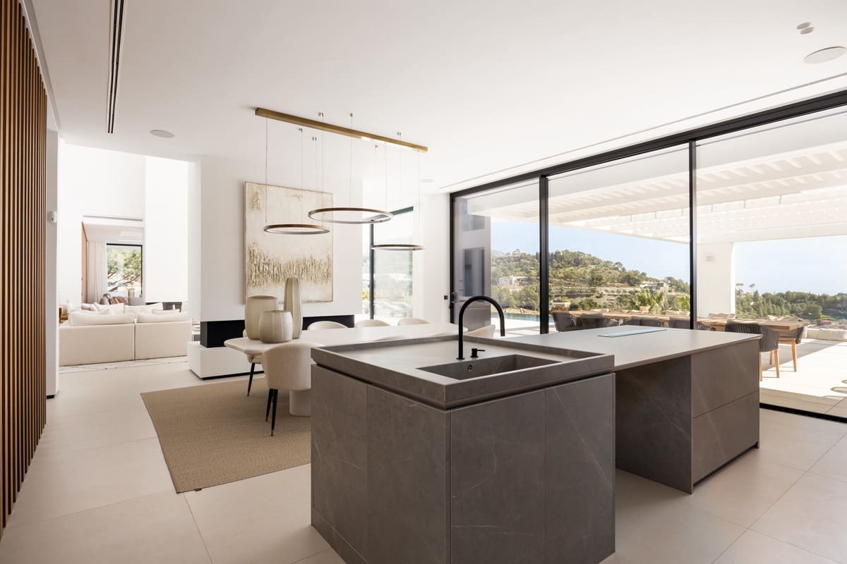 7 soveværelse Villa til salg i Benahavis med swimmingpool garage - € 11.500.000 (Ref: 9895000)