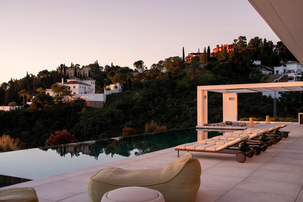 7 soveværelse Villa til salg i Benahavis med swimmingpool garage - € 11.500.000 (Ref: 9895000)
