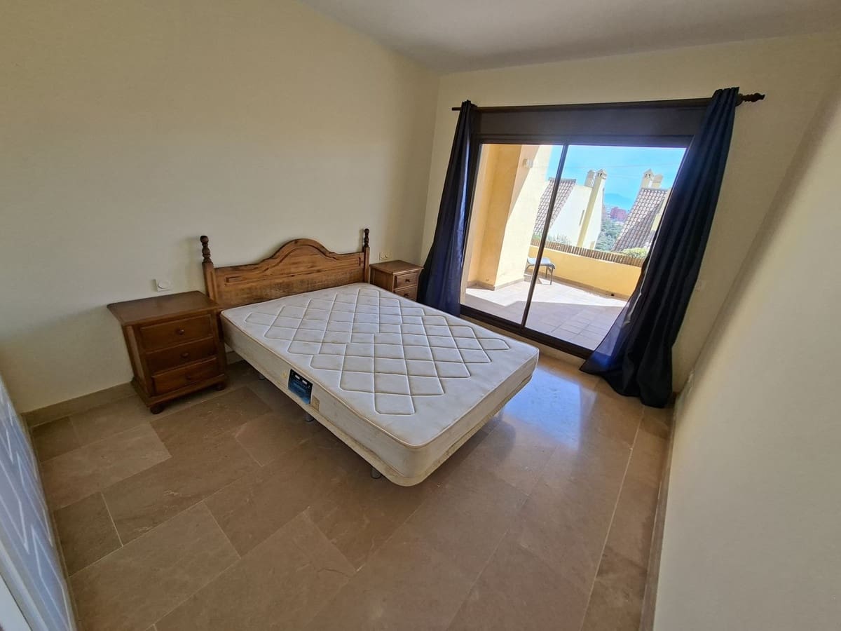 2 Zimmer Apartment zu verkaufen in La Duquesa / Puerto de la Duquesa mit Pool Garage - 245.000 € (Ref: 9895009)