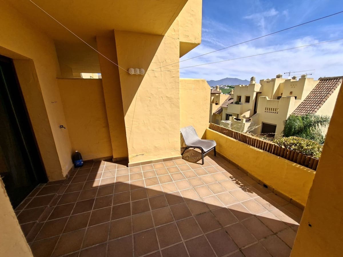 2 Zimmer Apartment zu verkaufen in La Duquesa / Puerto de la Duquesa mit Pool Garage - 245.000 € (Ref: 9895009)