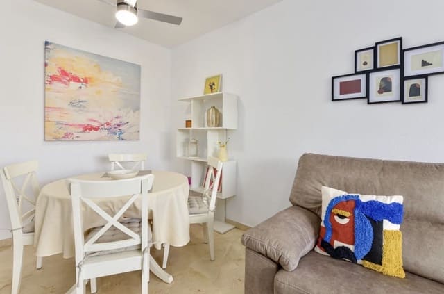 2 bedroom Apartment for sale in La Duquesa / Puerto de la Duquesa, Manilva with pool garage - € 300,000 (Ref: 9895017)