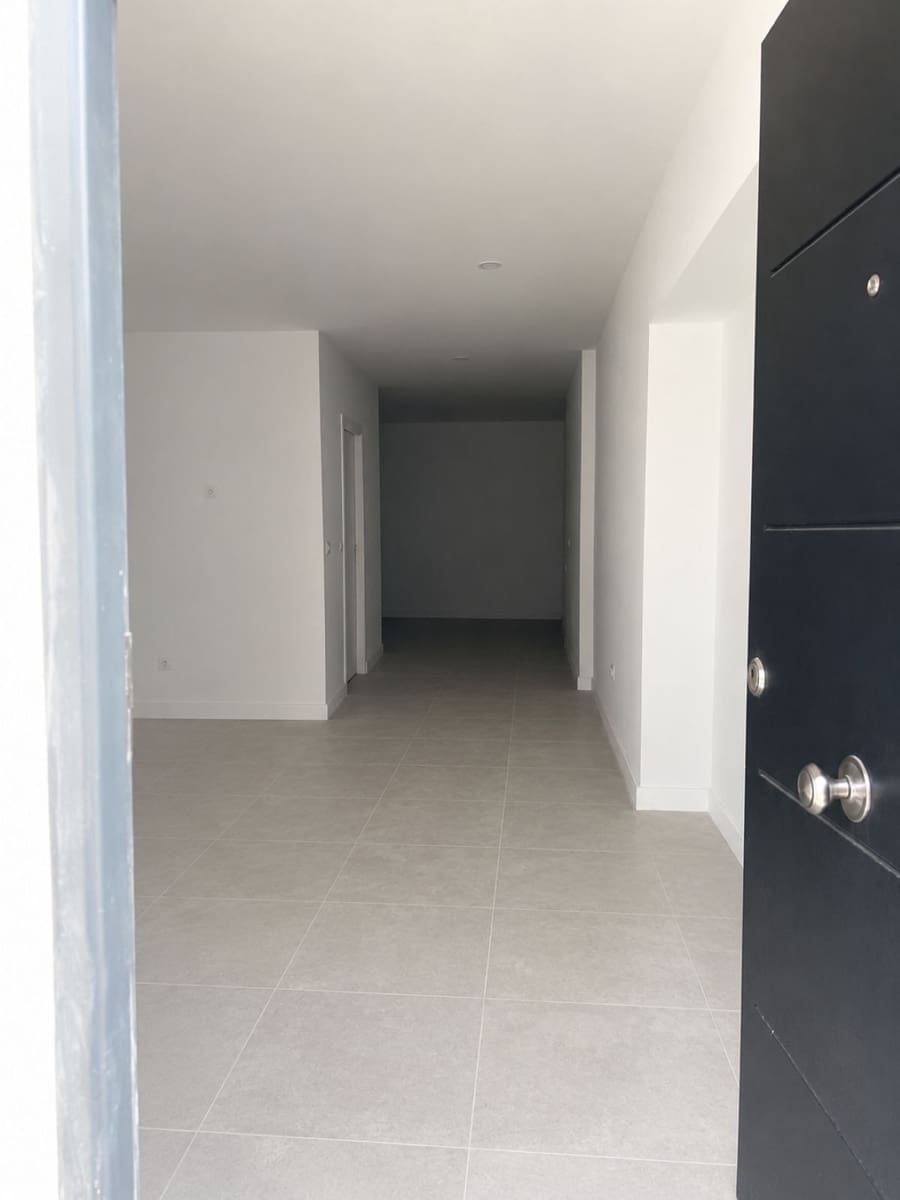Studio till salu i Torremolinos med pool - 265 000 € (Ref: 9895023)