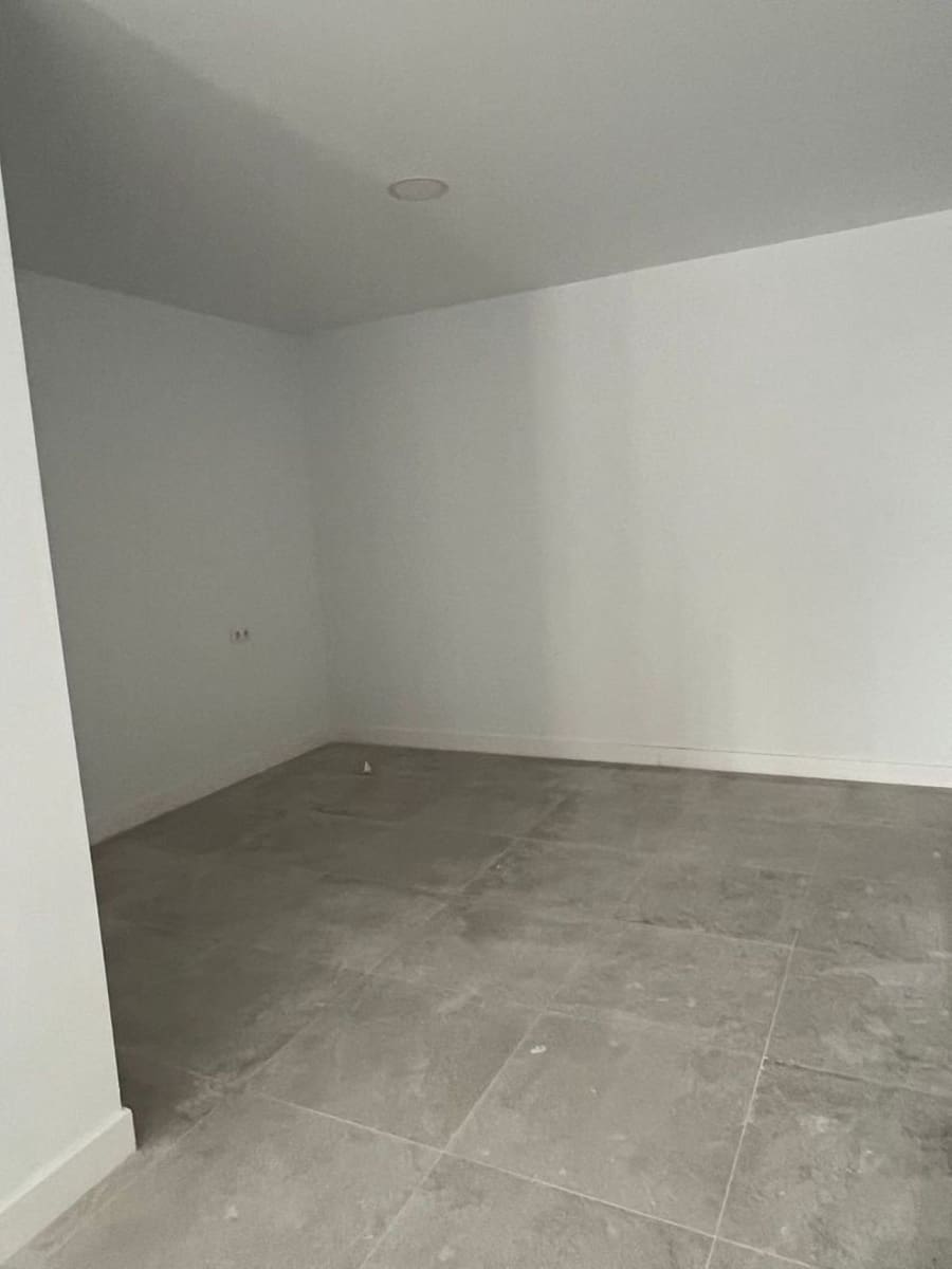Studio till salu i Torremolinos med pool - 265 000 € (Ref: 9895023)