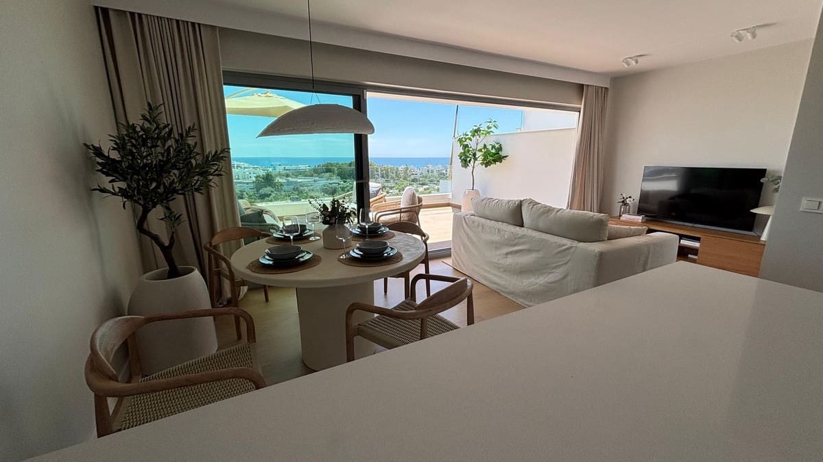 2 soveværelse Lejlighed til salg i Estepona med swimmingpool garage - € 595.000 (Ref: 9895031)