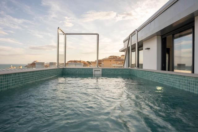 3 Zimmer Penthouse zu verkaufen in Benalmádena mit Pool Garage - 1.700.000 € (Ref: 9895129)