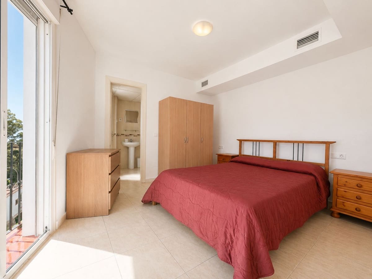 Lejlighed til salg i Mijas - € 230.000 (Ref: 9895187)