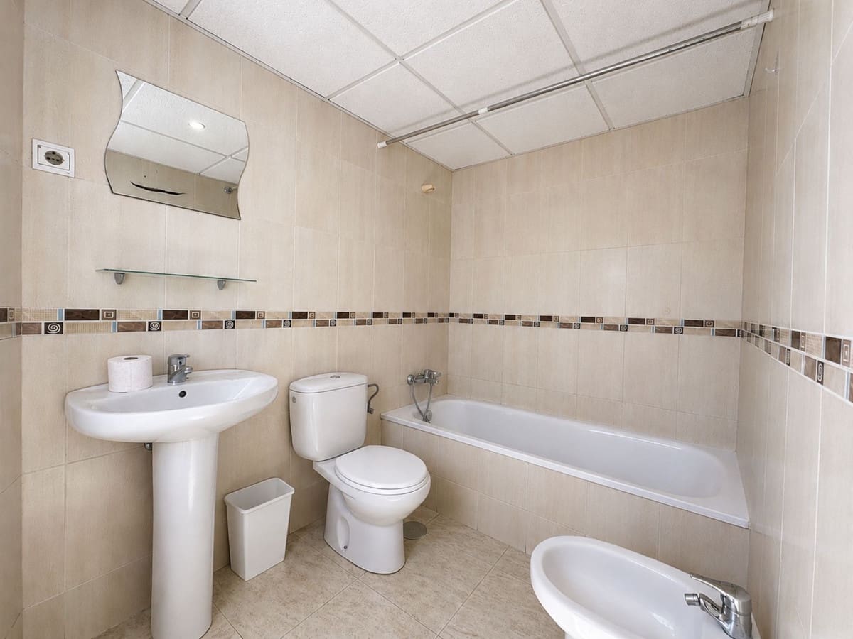 Lejlighed til salg i Mijas - € 230.000 (Ref: 9895187)