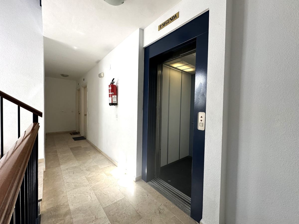 Lejlighed til salg i Mijas - € 230.000 (Ref: 9895187)