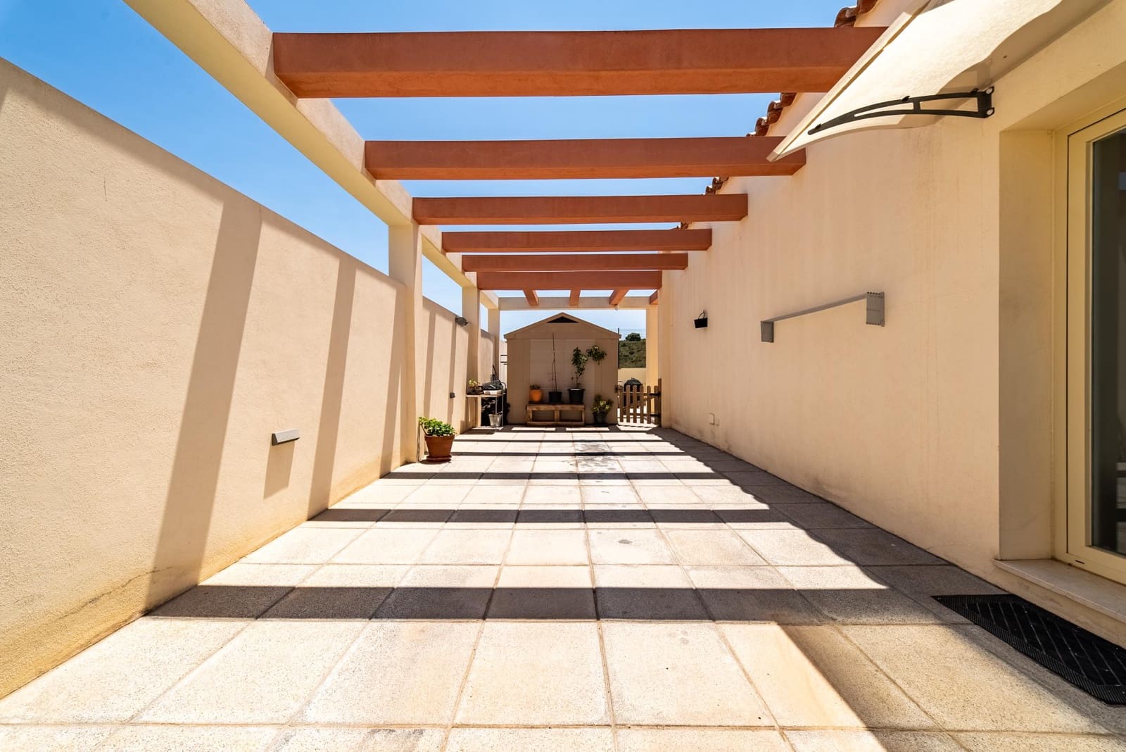 Chalet de 3 habitaciones en Coín en venta con piscina garaje - 479.950 € (Ref: 9895342)
