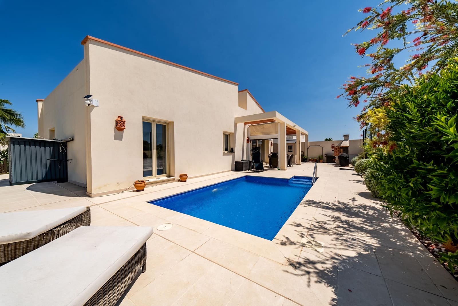 Chalet de 3 habitaciones en Coín en venta con piscina garaje - 479.950 € (Ref: 9895342)