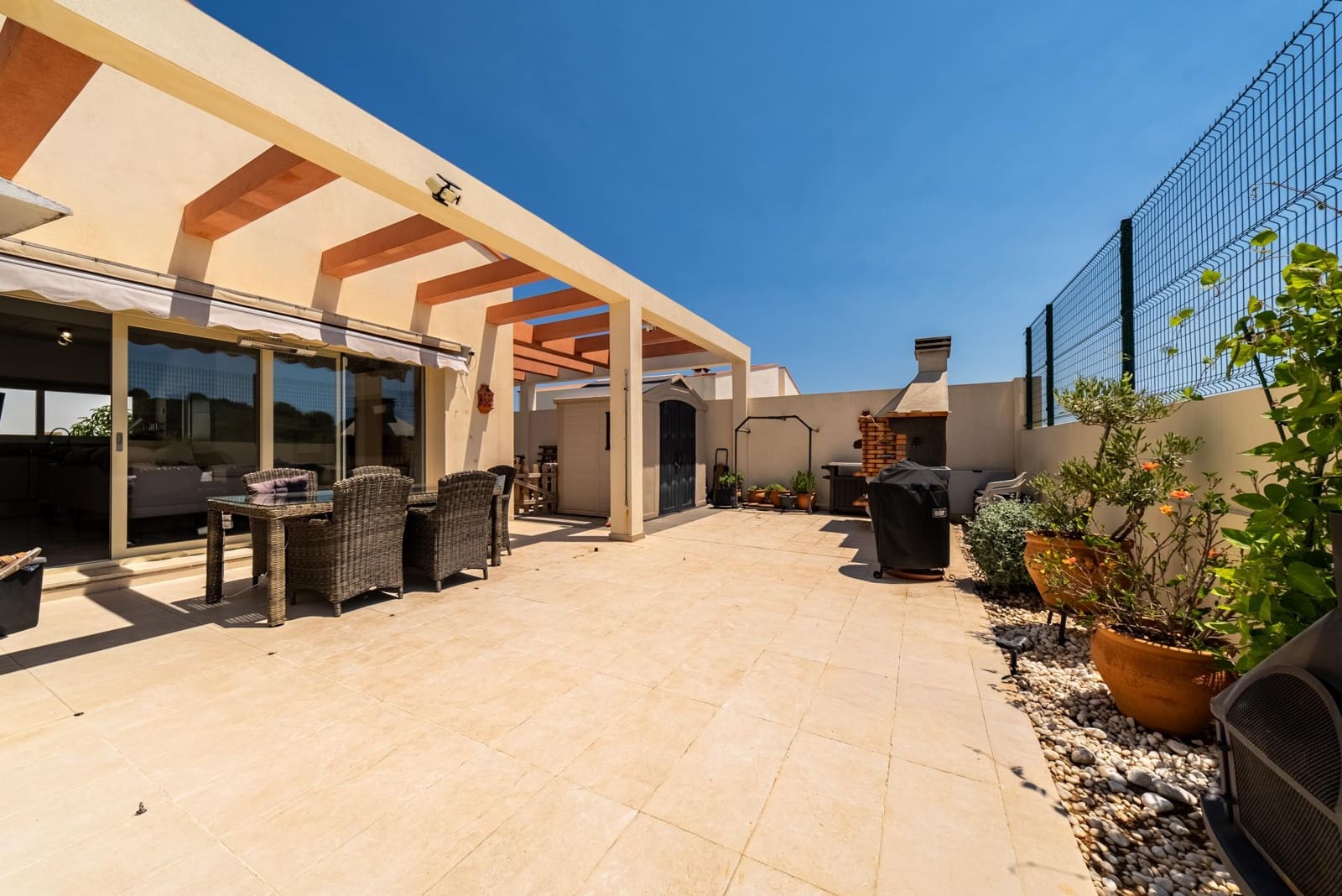 Chalet de 3 habitaciones en Coín en venta con piscina garaje - 479.950 € (Ref: 9895342)