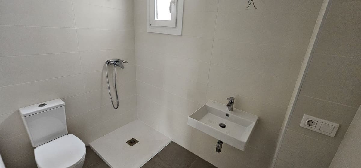 2 sypialnia Apartament na sprzedaż w Fuengirola z basenem garażem - 249 900 € (Ref: 9896882)