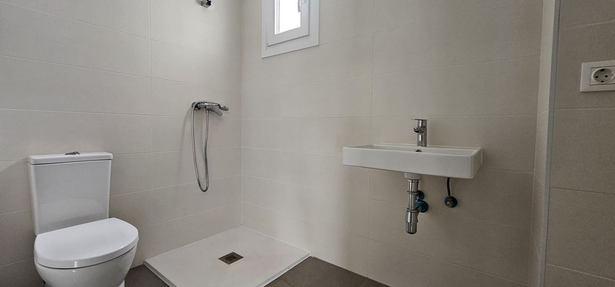 2 sypialnia Apartament na sprzedaż w Fuengirola z basenem garażem - 249 900 € (Ref: 9896882)