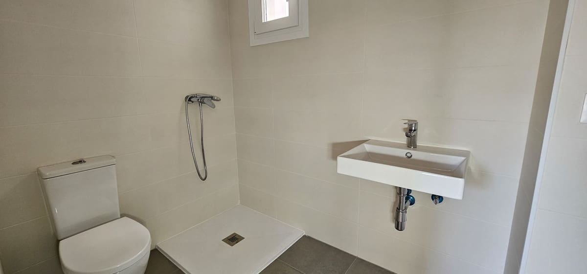 2 sypialnia Apartament na sprzedaż w Fuengirola z basenem garażem - 249 900 € (Ref: 9896882)