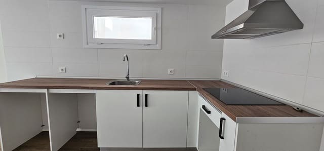 2 sypialnia Apartament na sprzedaż w Fuengirola z basenem garażem - 249 900 € (Ref: 9896882)