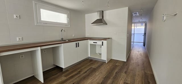 2 sypialnia Apartament na sprzedaż w Fuengirola z basenem garażem - 249 900 € (Ref: 9896882)
