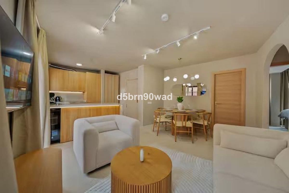 3 sypialnia Apartament na sprzedaż w Marbella - 635 000 € (Ref: 9896920)