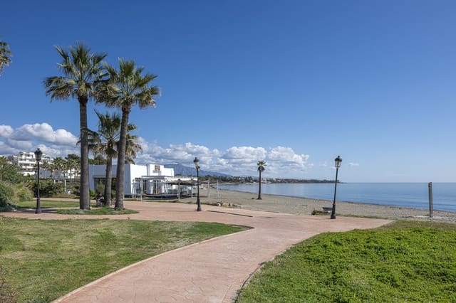 3 bedroom Apartment for sale in Estepona with pool garage - € 1,995,000 (Ref: 9897183)