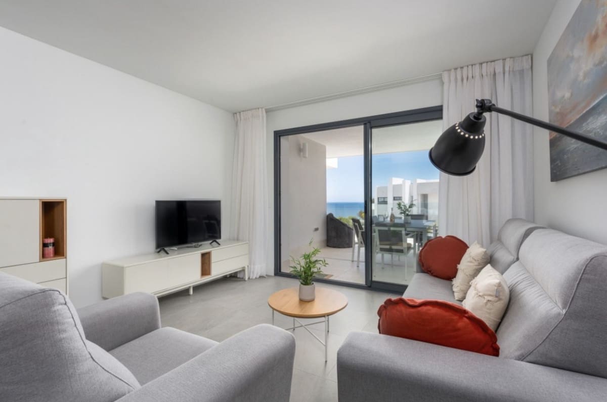 2 bedroom Apartment for sale in Manilva with pool garage - € 415,000 (Ref: 9897271)