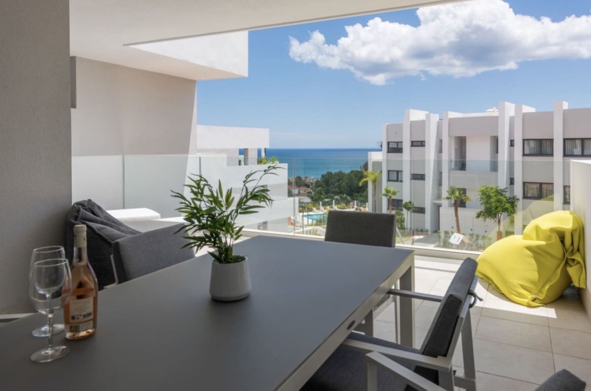 2 bedroom Apartment for sale in Manilva with pool garage - € 415,000 (Ref: 9897271)