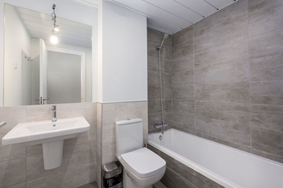 2 bedroom Apartment for sale in Manilva with pool garage - € 415,000 (Ref: 9897271)