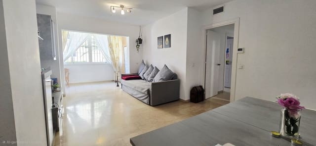 4 Zimmer Apartment zu verkaufen in Fuengirola mit Pool Garage - 450.000 € (Ref: 9897329)