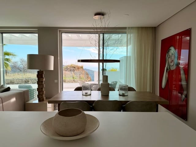 Apartamento de 2 habitaciones en Ojen en venta con piscina - 955.000 € (Ref: 9901343)