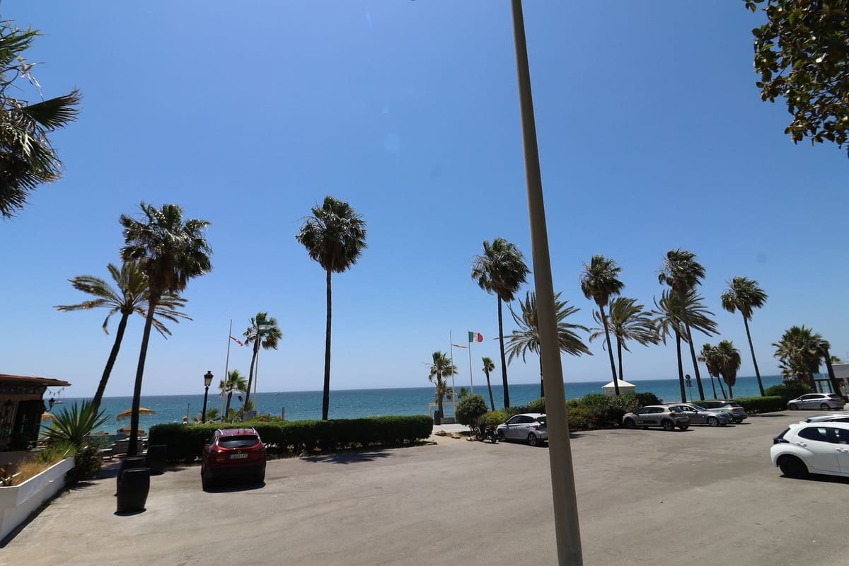 4 soveværelse Lejlighed til salg i Marbella med swimmingpool garage - € 1.650.000 (Ref: 9902037)