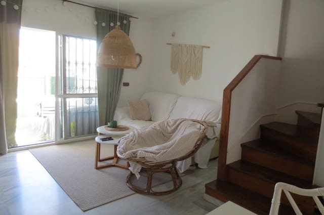 3 makuuhuone Omakotitalo myytävänä paikassa Mijas Costa, Mijas mukana uima-altaan 
autotalli - 359 000 € (Ref: 9902061)