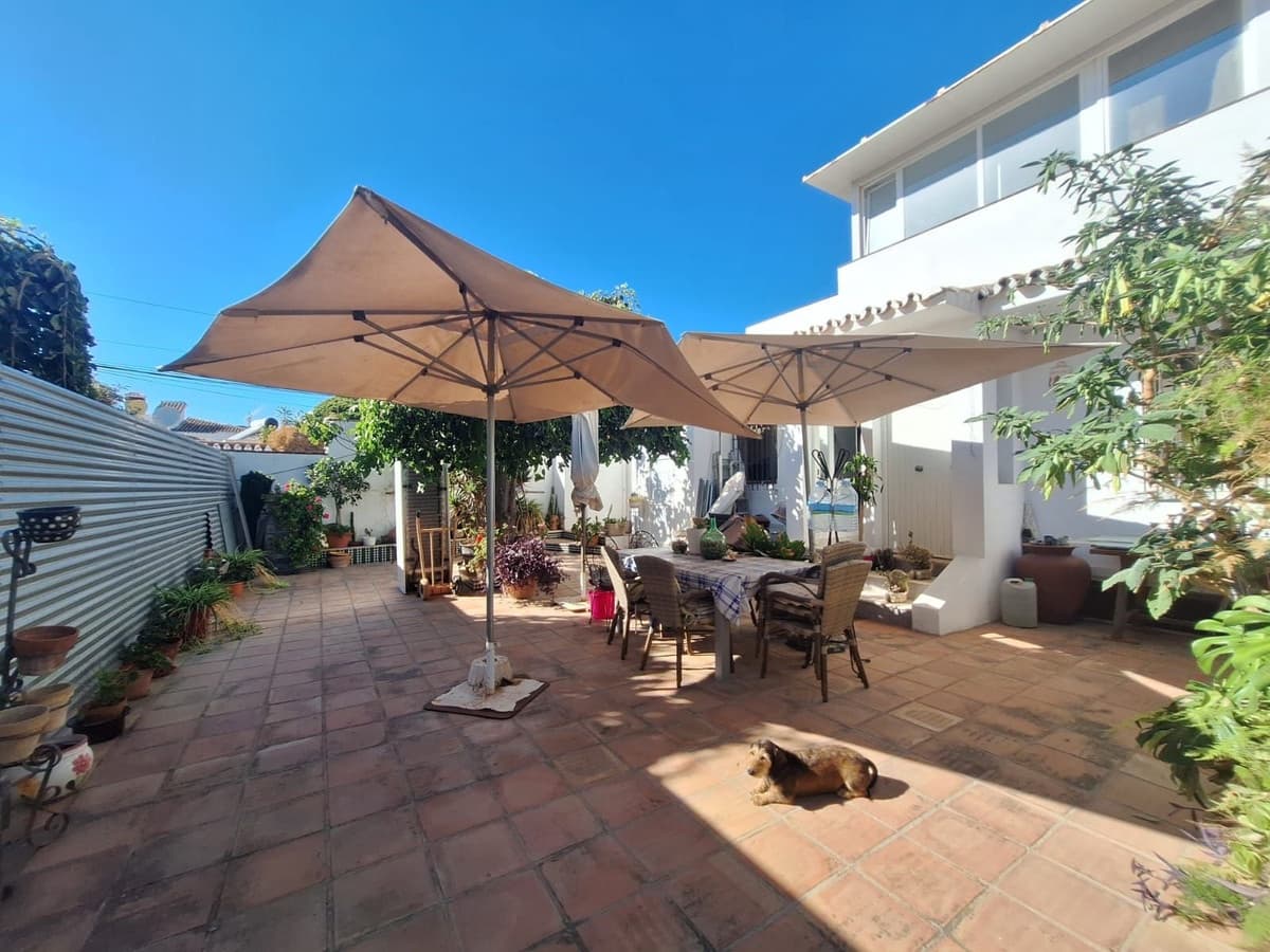 3 Zimmer Villa zu verkaufen in Costabella - 639.000 € (Ref: 9902062)