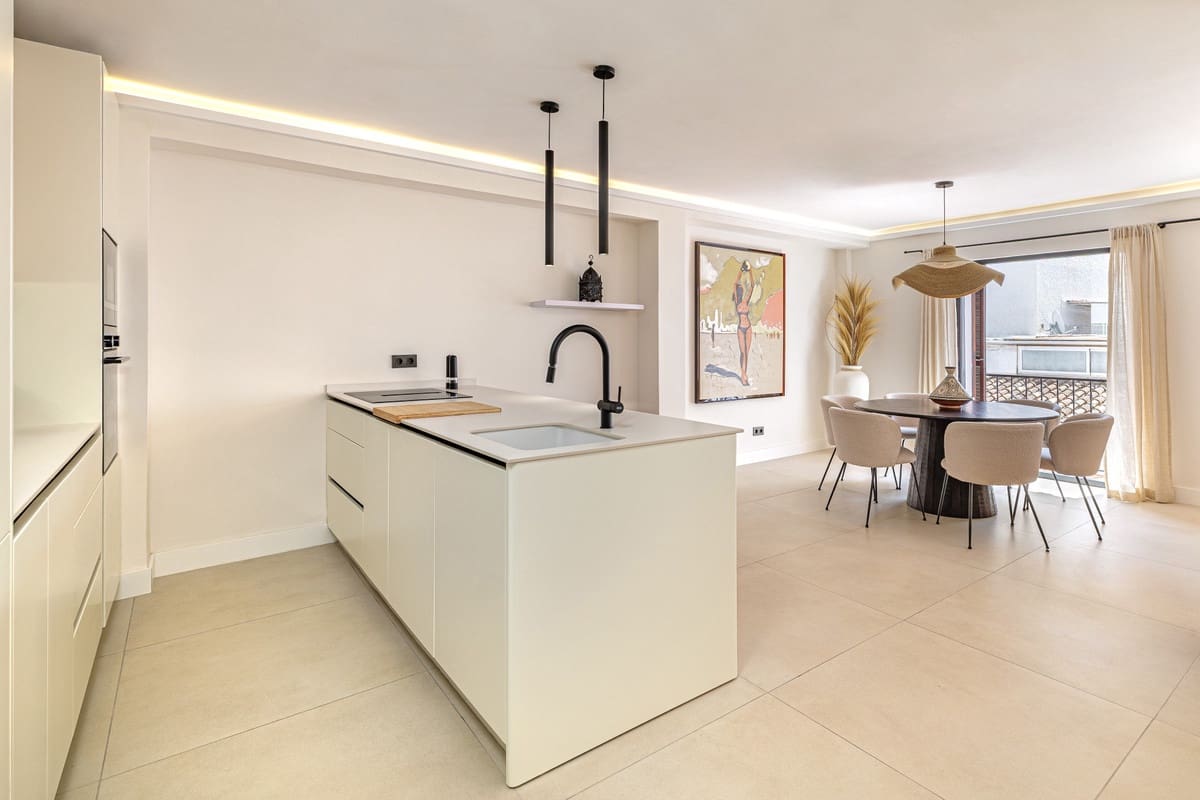 3 makuuhuone Huoneisto myytävänä paikassa Marbella - 850 000 € (Ref: 9902065)