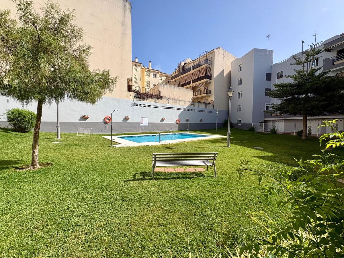 3 bedroom Apartment for sale in Las Lagunas de Mijas with pool garage - € 320,000 (Ref: 9902177)