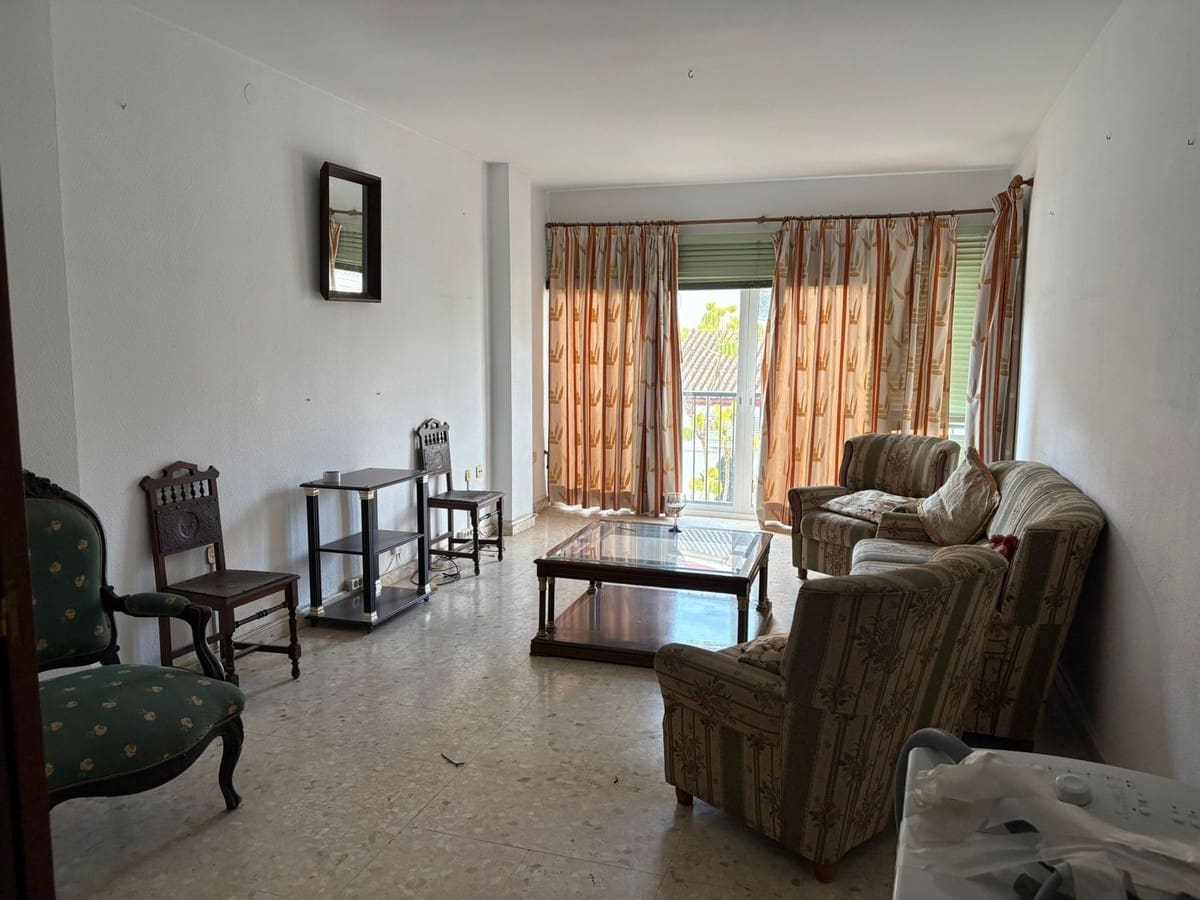 Apartamento de 3 habitaciones en Fuengirola en venta - 526.000 € (Ref: 9904677)