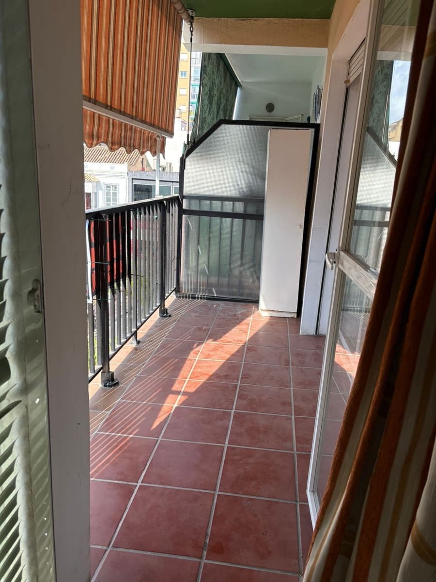 Apartamento de 3 habitaciones en Fuengirola en venta - 526.000 € (Ref: 9904677)