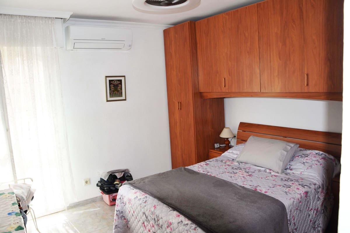 4 Zimmer Apartment zu verkaufen in Fuengirola mit Garage - 450.000 € (Ref: 9905002)