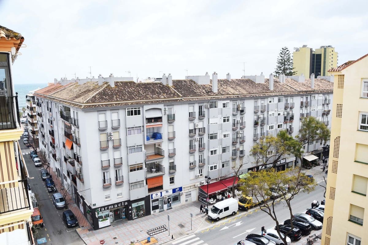 4 Zimmer Apartment zu verkaufen in Fuengirola mit Garage - 450.000 € (Ref: 9905002)