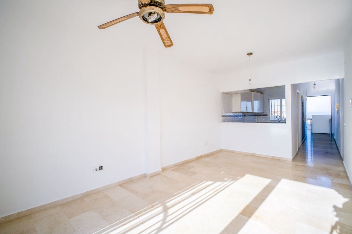 2 Zimmer Penthouse zu verkaufen in Torrequebrada mit Pool Garage - 498.000 € (Ref: 9908295)