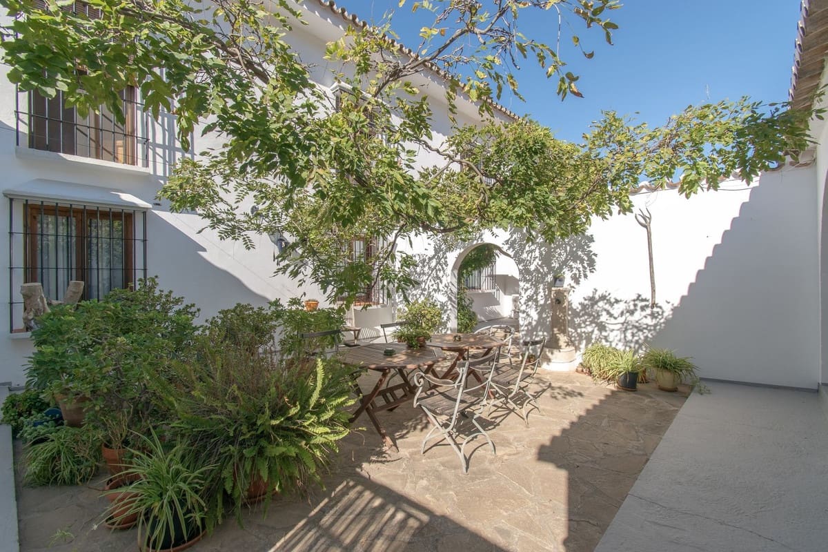 7 quarto Quinta/Casa Rural para venda em Alora com piscina garagem - 1 300 000 € (Ref: 9911597)