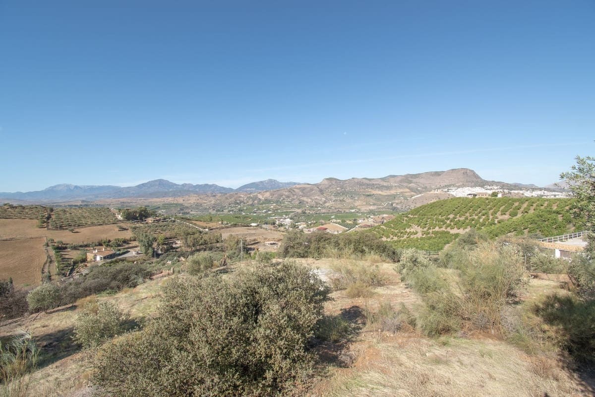 7 quarto Quinta/Casa Rural para venda em Alora com piscina garagem - 1 300 000 € (Ref: 9911597)